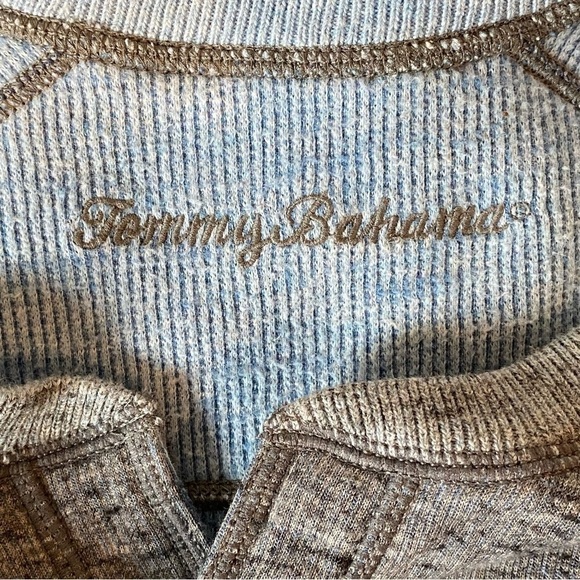 Tommy Bahama men's Small reversible thermal ribbed Flipshore Abaco sweatshirt - Picture 5 of 8